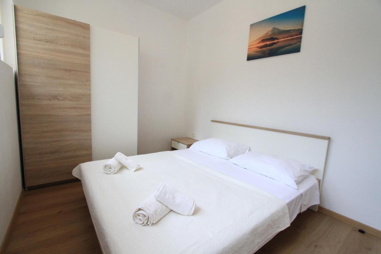פודסטראנה Apartman Darija מראה חיצוני תמונה